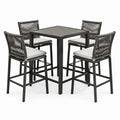 Conjunto de bar de aluminio con mesa alta y taburetes de cuerda sintética